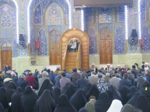 فریاد یا زهرای زائرین حرم امام حسین(ع) را شور وحال عجیبی داد
