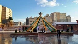 با حضور تولیت آستان قدس رضوی؛


مجتمع دانشجویی امام رضا (ع) باهدف رشد معنویت دانشجویان زائر افتتاح شد
 5