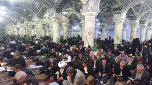 طنین دعای کمیل علی بن ابی طالب(ع) درحرم مطهر ایشان 9