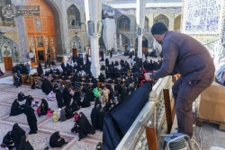 حرم حضرت امیرالمؤمنین(ع) خود را برای فاطمیه اول آماده می کند 11