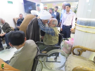 مسئول بعثه مقام معظم رهبری عراق در دیدار با  جانبازان : 
عزت و اقتدارما مدیون خون شهدا و ایثار جانبازان است. 2