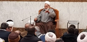 خطیب بعثه رهبری در کربلا؛

کریمه اهل بیت همانند خورشیدی در قم می درخشد