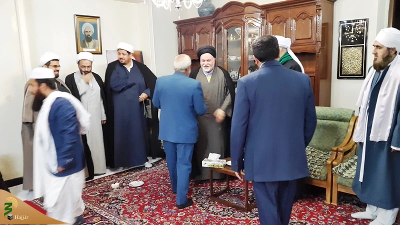 معاون مجمع جهانی تقریب مذاهب اسلامی:


نظم و انضباط مرحوم آیت‌الله واعظ زاده خراسانی زبانزد عام و خاص بود
 4
