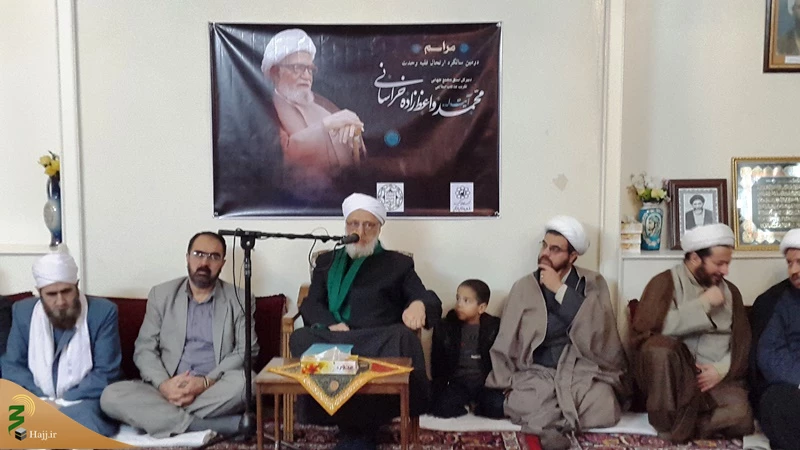 معاون مجمع جهانی تقریب مذاهب اسلامی:


نظم و انضباط مرحوم آیت‌الله واعظ زاده خراسانی زبانزد عام و خاص بود
 11