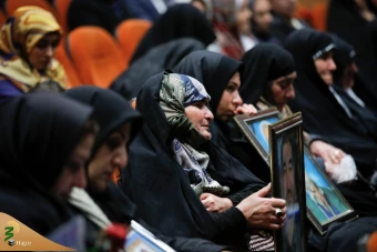 رونمایی  از کتاب «چهارصد و شصت و پنج نفر» 9