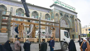 ضریح شهدای کربلا از قم به حرم امام حسین (ع) رسید 3