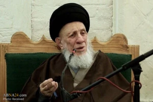 آیت الله حکیم: 

زائران عتبات عالیات باید مبلغان احکام شرعی باشند