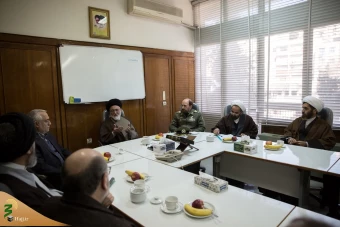 بازدید نماینده ولی فقیه در امور حج وزیارت از سازمان جغرافیایی نیروهای مسلح 
 3