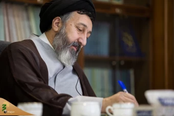بازدید نماینده ولی فقیه در امور حج وزیارت از سازمان جغرافیایی نیروهای مسلح 
 11