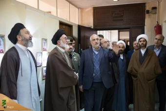 بازدید نماینده ولی فقیه در امور حج وزیارت از سازمان جغرافیایی نیروهای مسلح 
 13