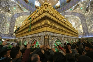 حضور میلیونی زائرین در حرم امیرالمؤمنین(ع)