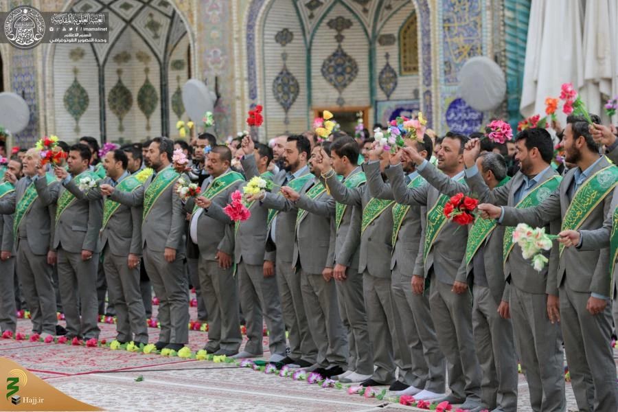به مناسبت میلاد حضرت زینب(س)؛ 

حرم حضرت امیرالمؤمنین (ع) غرق در سرور و شادی شد+ تصاویر  3