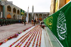 به مناسبت میلاد حضرت زینب(س)؛ 

حرم حضرت امیرالمؤمنین (ع) غرق در سرور و شادی شد+ تصاویر  7