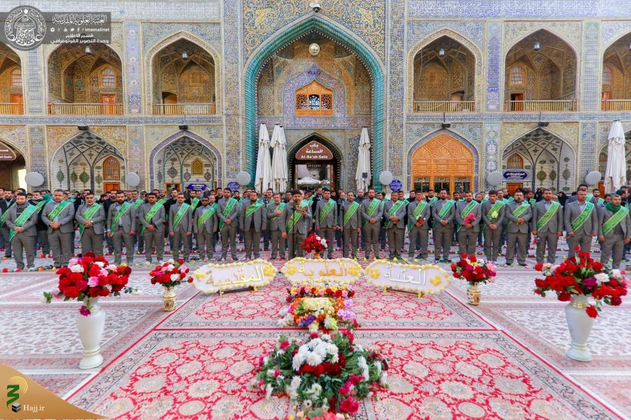 به مناسبت میلاد حضرت زینب(س)؛ 

حرم حضرت امیرالمؤمنین (ع) غرق در سرور و شادی شد+ تصاویر  11