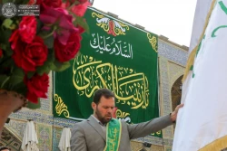 به مناسبت میلاد حضرت زینب(س)؛ 

حرم حضرت امیرالمؤمنین (ع) غرق در سرور و شادی شد+ تصاویر  14