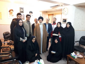 دیدار کادر پزشکی هلال احمر در نجف اشرف با حجت الاسلام والمسلمین علم الهدی