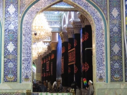 حرم سیدالشهداء علیه السلام در سوگ مادر سادات سیاه پوش شد/تصاویر