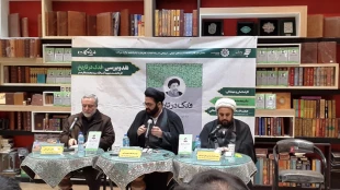 دکتر رجبی دوانی : 


اندیشه های آیت الله شهید صدر مبتنی بر ادبیات عاطفی بود 
 2