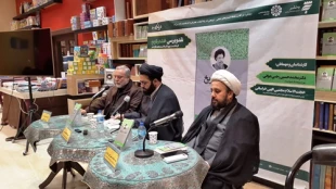 دکتر رجبی دوانی : 


اندیشه های آیت الله شهید صدر مبتنی بر ادبیات عاطفی بود 
 5