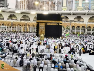 هزاران نفر در مسجدالحرام نماز آیات خواندند +تصاویر      2