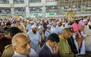 هزاران نفر در مسجدالحرام نماز آیات خواندند +تصاویر      3