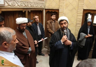 حضور زایران در بیت تاریخی امام خمینی(ره) در نجف اشرف 2