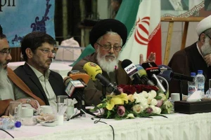 نماینده مقام معظم رهبری در کشور عراق: 

انقلاب اسلامی عامل ارتقای جایگاه مردم ایران در منطقه‌ است 