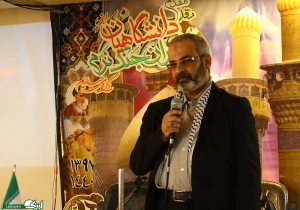 استاد دانشگاه علوم پزشکی همدان در همایش احلی من العسل:
از دامن پاک زنان، علی اکبرها و قاسم بن الحسن ها پرورش می یابند