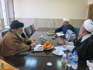 پذیرفته شدگان آزمون جذب خاص روحانیون عتبات استان مرکزی مورد مصاحبه قرار گرفتند . 4