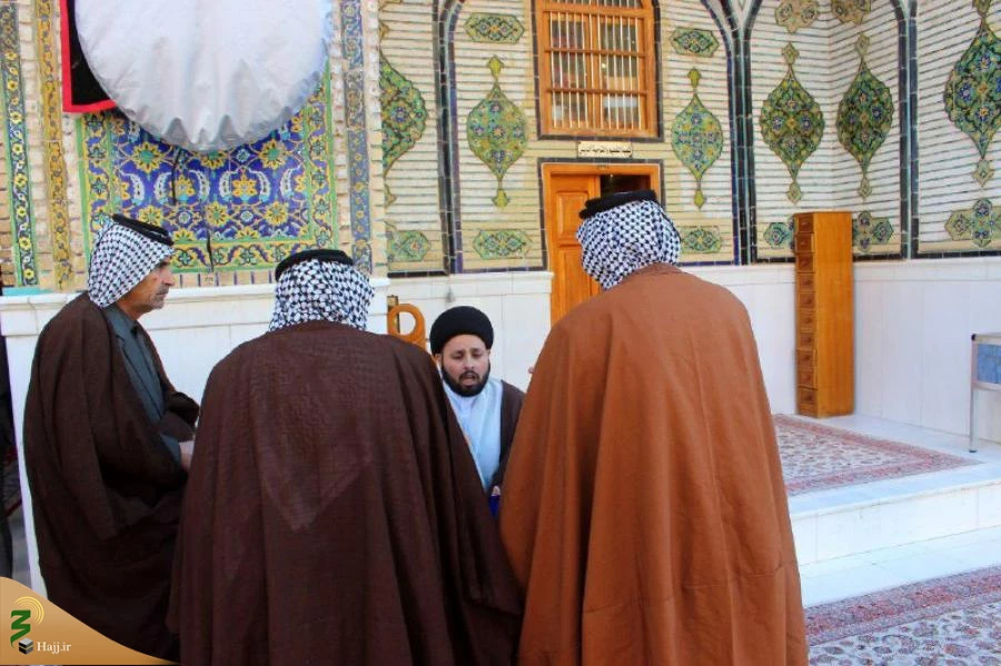 همزمان با ایام فاطمیه؛ 

ایستگاه پاسخ به سؤالات شرعی در صحن‌های حرم امیرالمؤمنین(ع) برپا شد+تصاویر  3