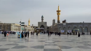 چهارشنبه روز زیارتی آقای مهربانی هاست، یا امام رضا (ع) - فیلم