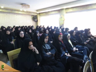 مسئول دفتر نمایندگی بعثه رهبری در کربلا:

پیروی از ولایت فقیه رمز پیروزی است
 2