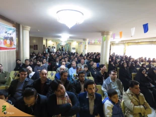 حجت الاسلام و المسلمین نجفی روحانی:

قیام امام خمینی تداوم جریان عاشورای حسینی بود
 4