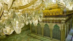 پایان عملیات رطوبت‌زدایی و مفروش کردن حرم مطهر امامین جوادین