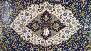 کاشی کاری نفیس و الوان در صحن آزادی حرم رضوی - تصاویر 11