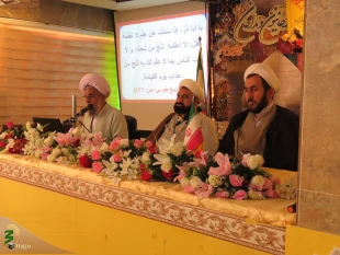 حجت الاسلام و المسلمین نجفی روحانی:

کمترین ثواب زیارت امام حسین(ع)، بخشش گناهان زائر است
 2