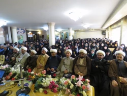 مسئول دفتر نمایندگی بعثه در کربلای معلی:

دانشجویان سفیر امام حسین (ع) در دانشگاه ها باشند
 4