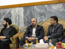 درگفتگوی رئیس سازمان حج و زیارت و سرکنسول گری جمهوری اسلامی یاران در نجف اشرف مطرح شد:
سریال دنباله دار کاروان های آزاد بر در عتبات عالیات 
 7