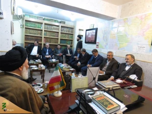 حجت الاسلام و المسلمین علم الهدی:
 بصیرت افزایی بر مبنای سیره اهل بیت (ع) اساس کار فرهنگی بعثه مقام معظم رهبری است.
 5