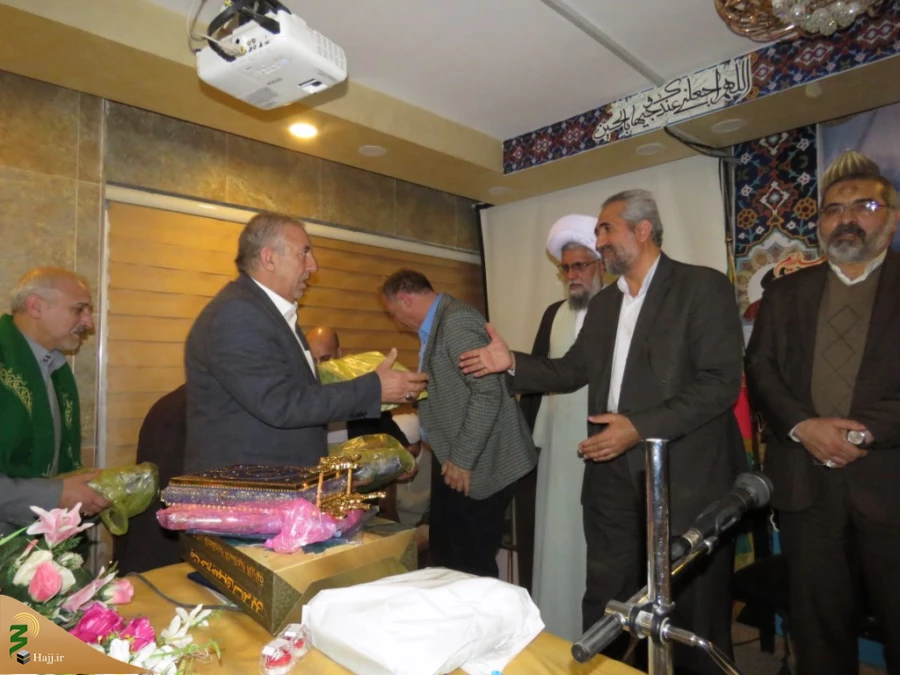 برگزاری مراسم تودیع و معارفه مسئول دفتر نمایندگی حج و زیارت در عراق 14