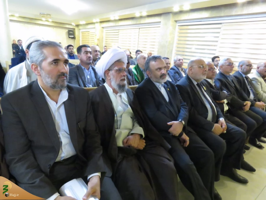 برگزاری مراسم تودیع و معارفه مسئول دفتر نمایندگی حج و زیارت در عراق 4