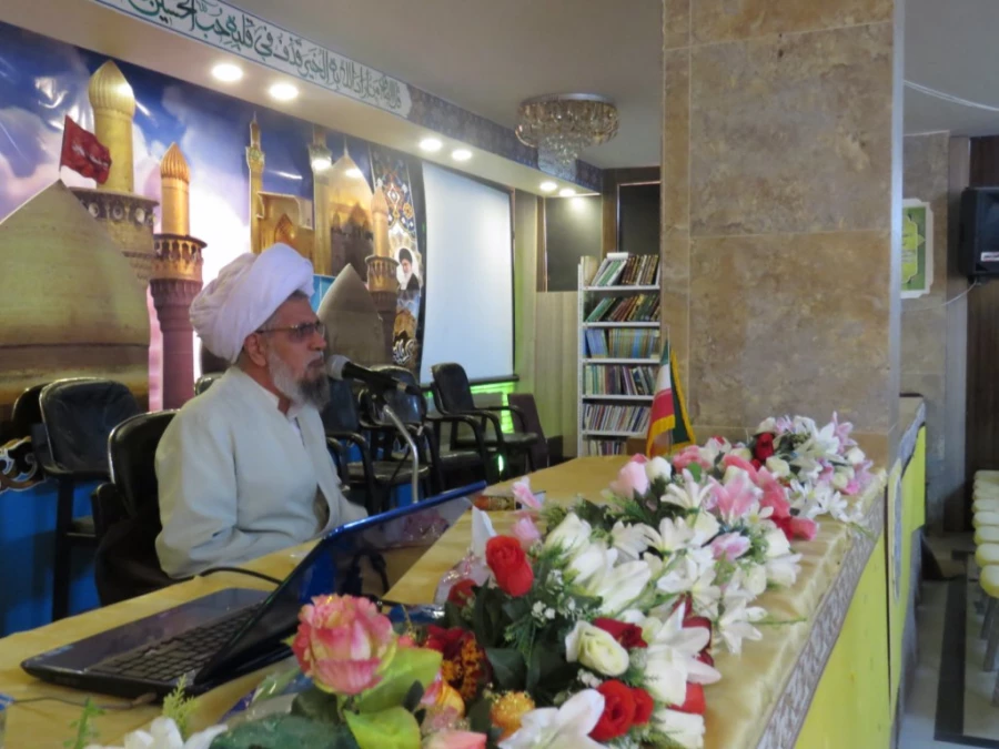 مسئول دفتر نمایندگی بعثه مقام معظم رهبری:
مقابله جمهوری اسلامی ایران با استکبار جهانی تکرار عاشورا در امتداد زمان است
 2