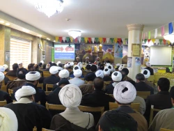 مسئول دفتر نمایندگی  بعثه مقام معظم رهبری:
زیارت امام حسین ضامن بقای دین در عصر تهاجمات فرهنگی است

 2