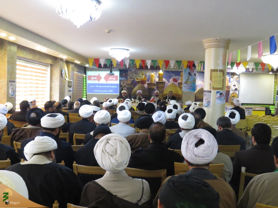 مسئول دفتر نمایندگی  بعثه مقام معظم رهبری:
زیارت امام حسین ضامن بقای دین در عصر تهاجمات فرهنگی است

 2