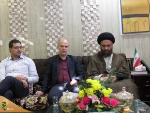 حجت الاسلام و المسلمین نجفی روحانی:
خادمی زائران حضرت سید الشهدا(ع) مصداق واقعی نسیم رحمت واسعه الهی است
 5
