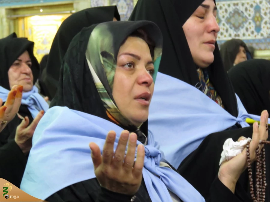 حجت الاسلام و المسلمین هژبری:
کربلا بهترین مکان توبه و بازگشت و گدایی به درگاه خداوند است
 2