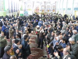 حجت الاسلام و المسلمین هژبری:
کربلا بهترین مکان توبه و بازگشت و گدایی به درگاه خداوند است
 2