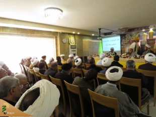 حجت الاسلام و المسلمین نجفی روحانی:
امام حسین اسوه رشد معنوی و تعالی انسان است 
 3