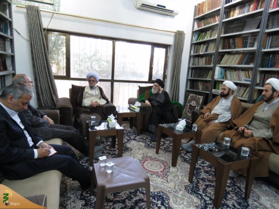 در دیدار مسئول دفتر نمایندگی بعثه مقام معظم رهبری در عراق با آیت الله قزوینی مطرح شد:
انقلاب اسلامی یک حرکت فرهنگی عظیم در جهان بود 
 5
