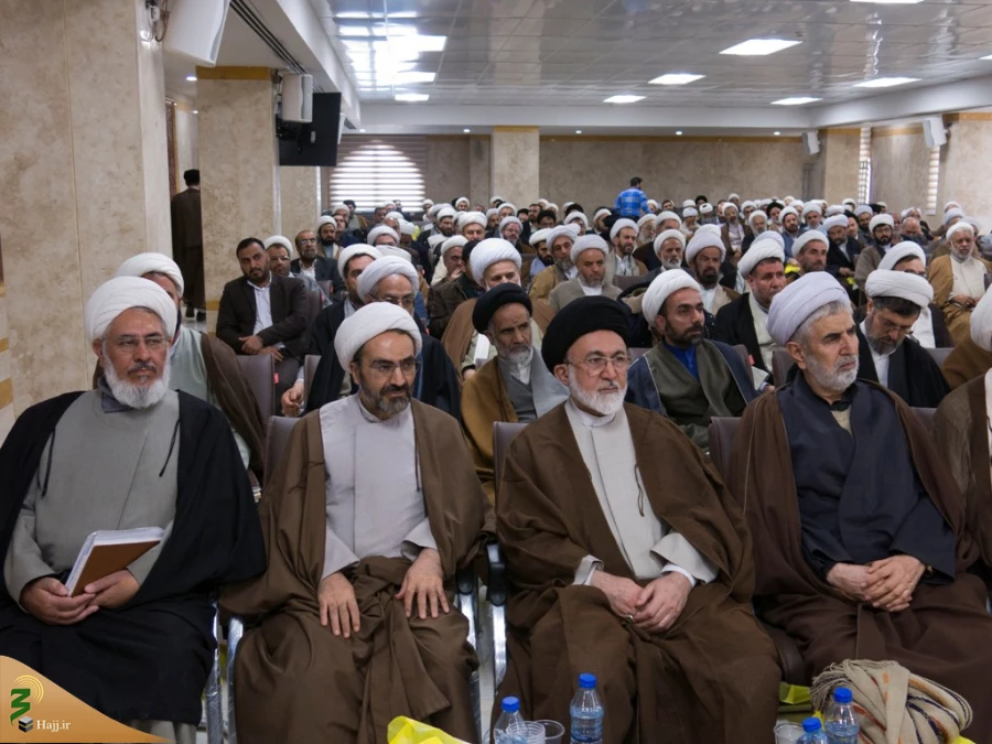 گردهمایی روحانیون و مداحان عتبات عالیات استان قم برگزار شد 12